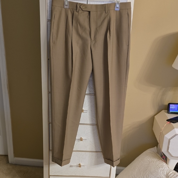 Ralph Lauren Tan Dress Pants with Pressed Creases Size 33 - Picture 1 of 6